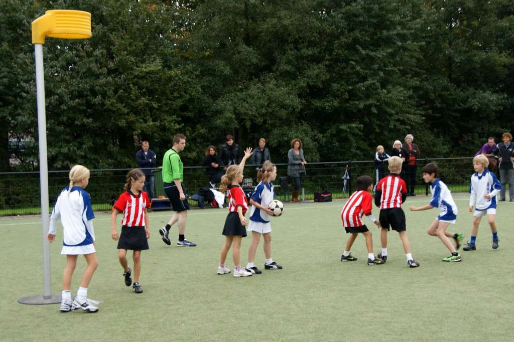 Korfbal E1  2 oktober-24.JPG